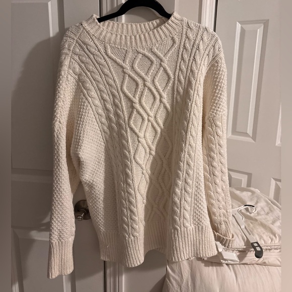 Abercrombie & Fitch Sweaters - Abercrombie and fitch sweater